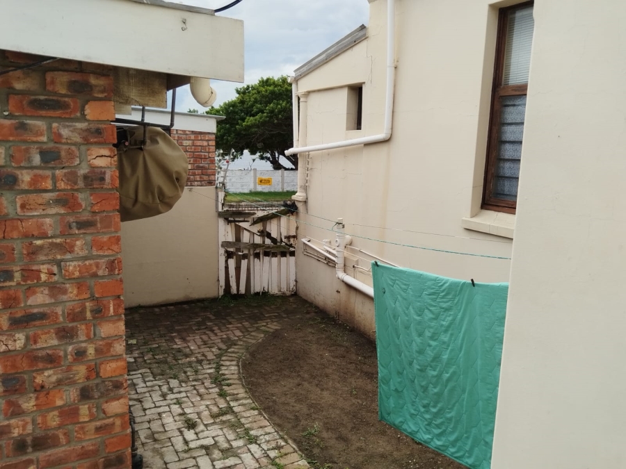 3 Bedroom Property for Sale in Swartkops Eastern Cape